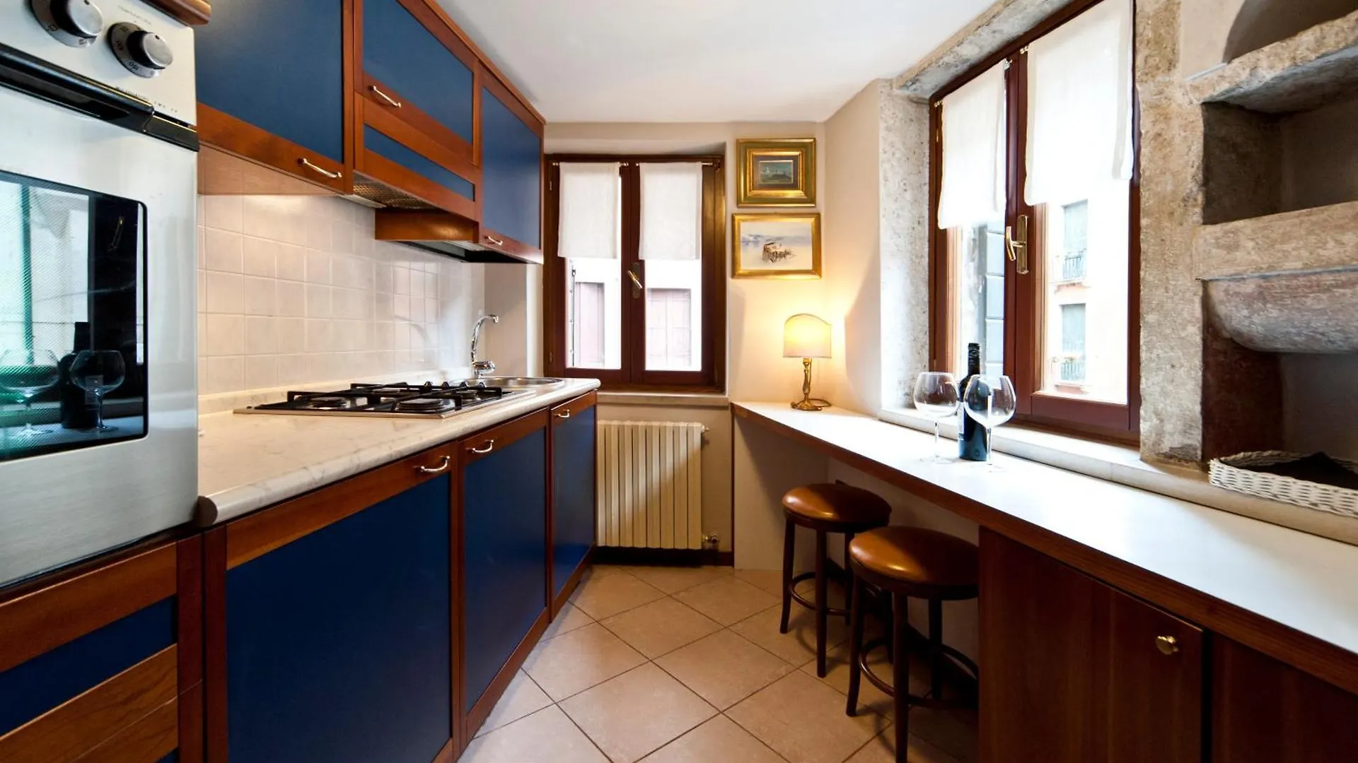 Allegretto Venezia 0*,
